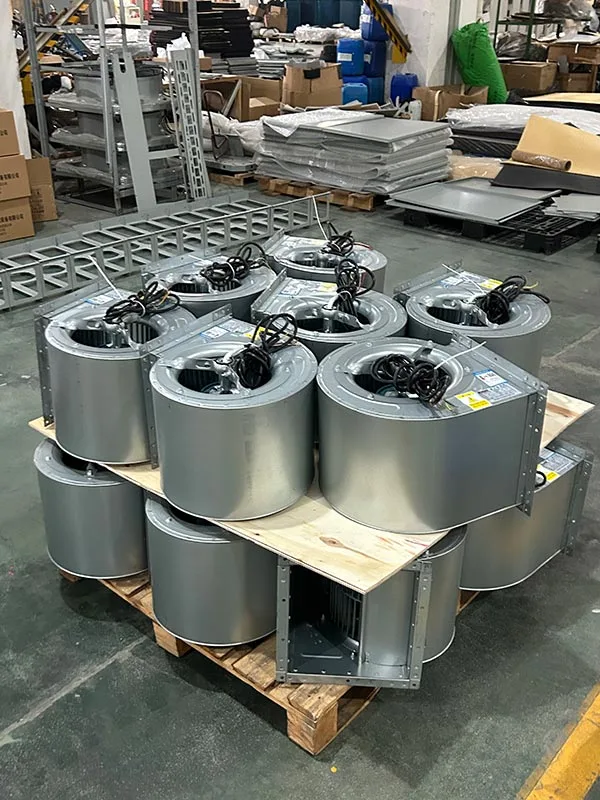 Unitary Air Conditioner Triple-fan
