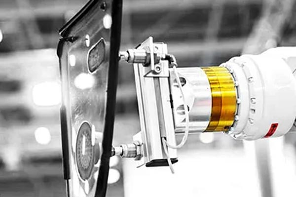 Laser & Optoelectronics